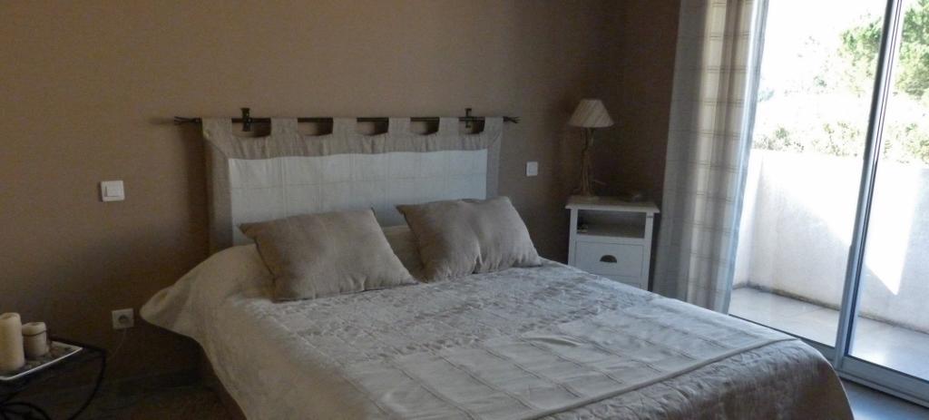 Appart'Hotel Et Chambres Essentiel Spa آرْلْ الغرفة الصورة