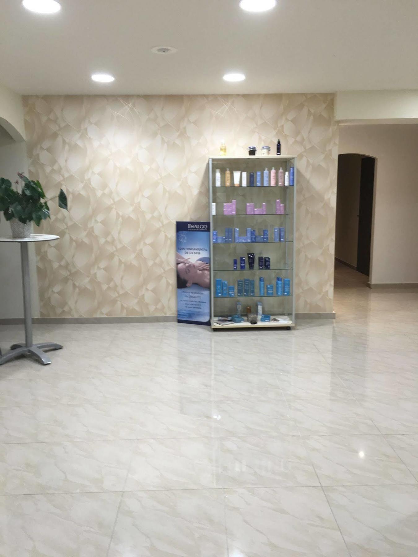 Appart'Hotel Et Chambres Essentiel Spa آرْلْ المظهر الخارجي الصورة