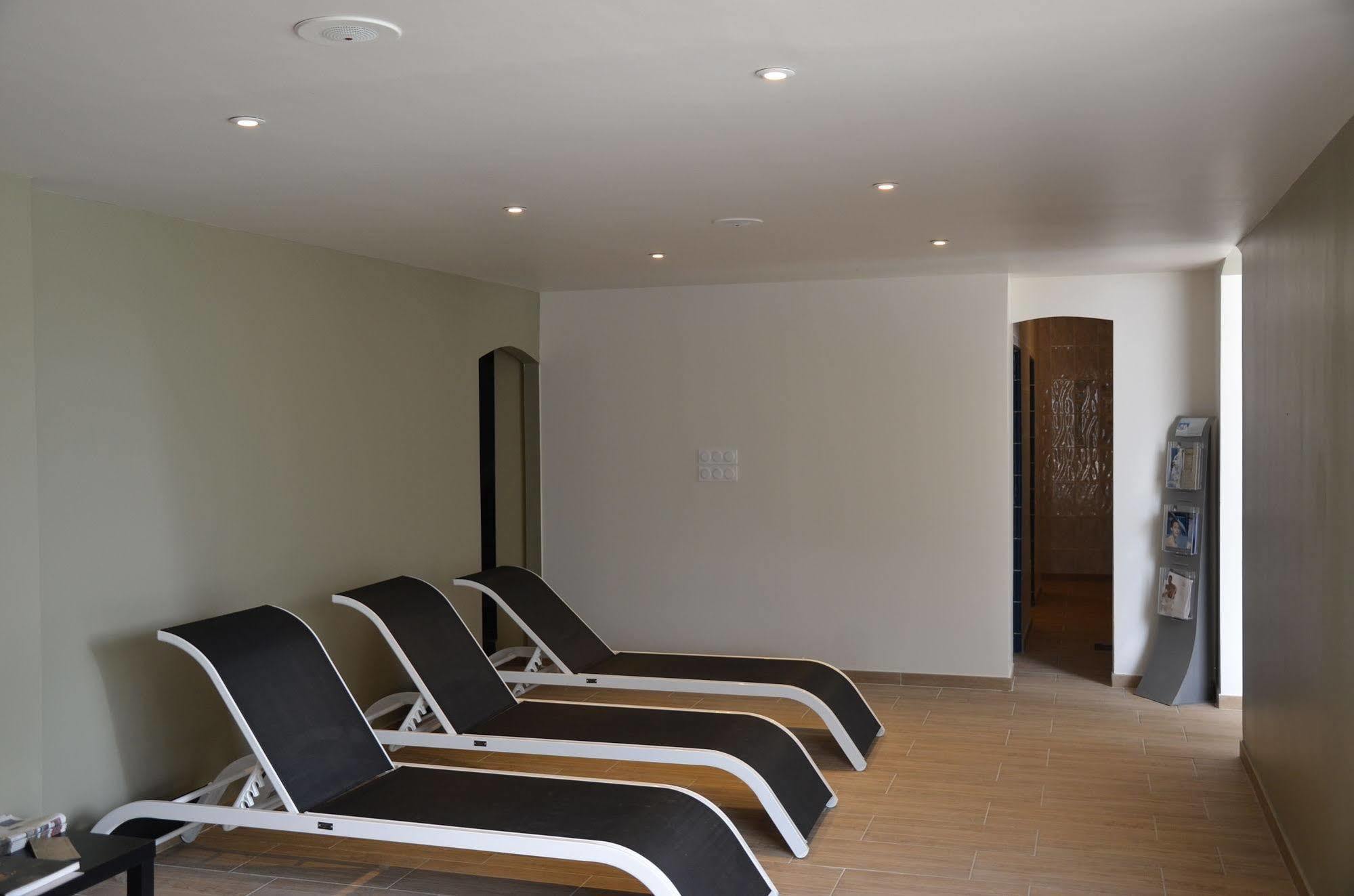Appart'Hotel Et Chambres Essentiel Spa آرْلْ المظهر الخارجي الصورة